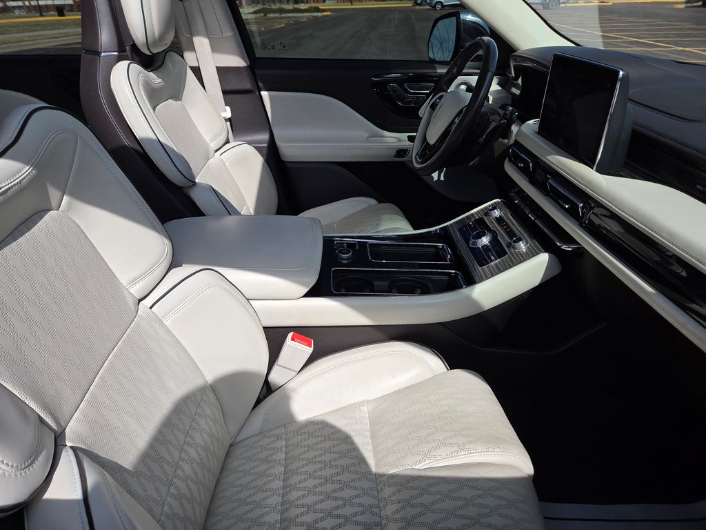 2020 Lincoln Aviator Black Label