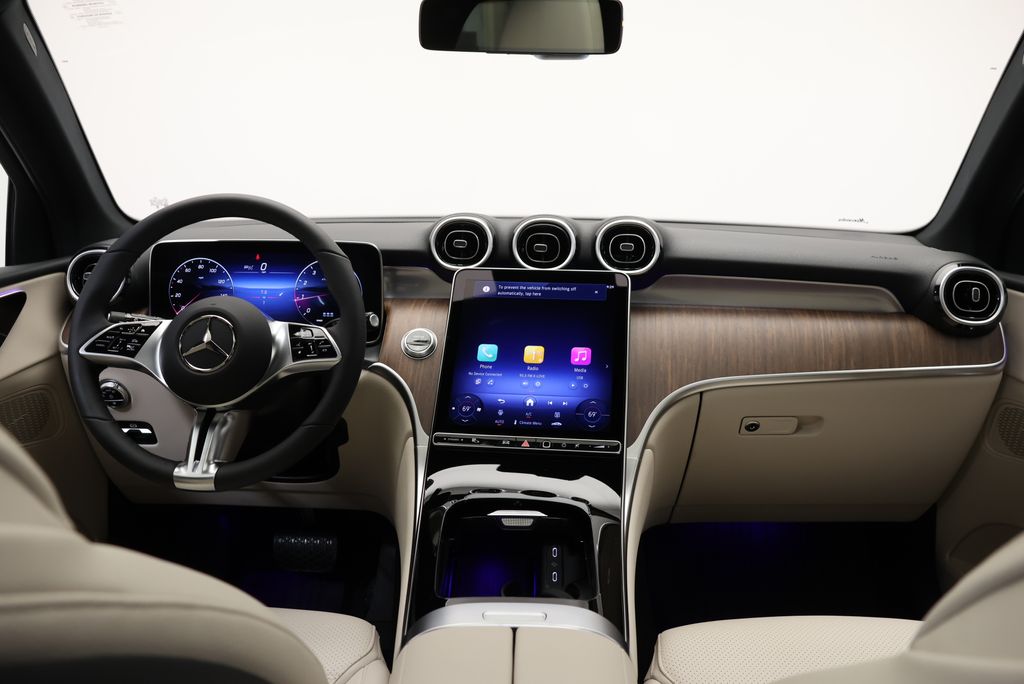 Thumbnail: 2027 Mercedes-Benz GLC - 17