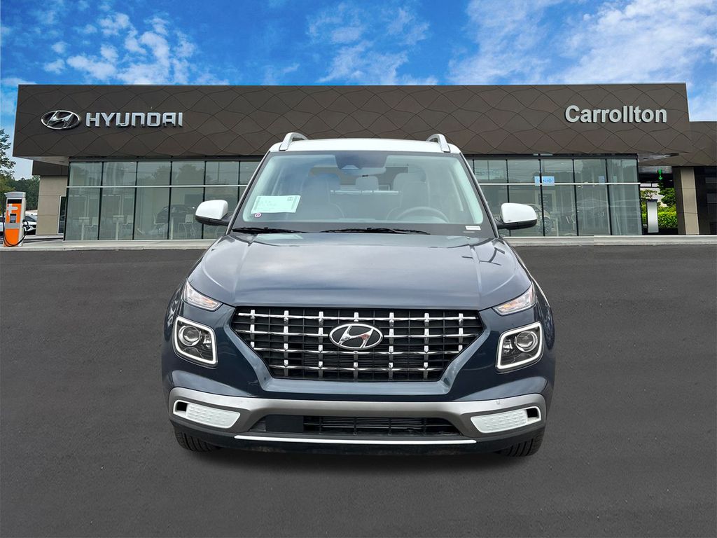2025 Hyundai Venue Limited photo 2
