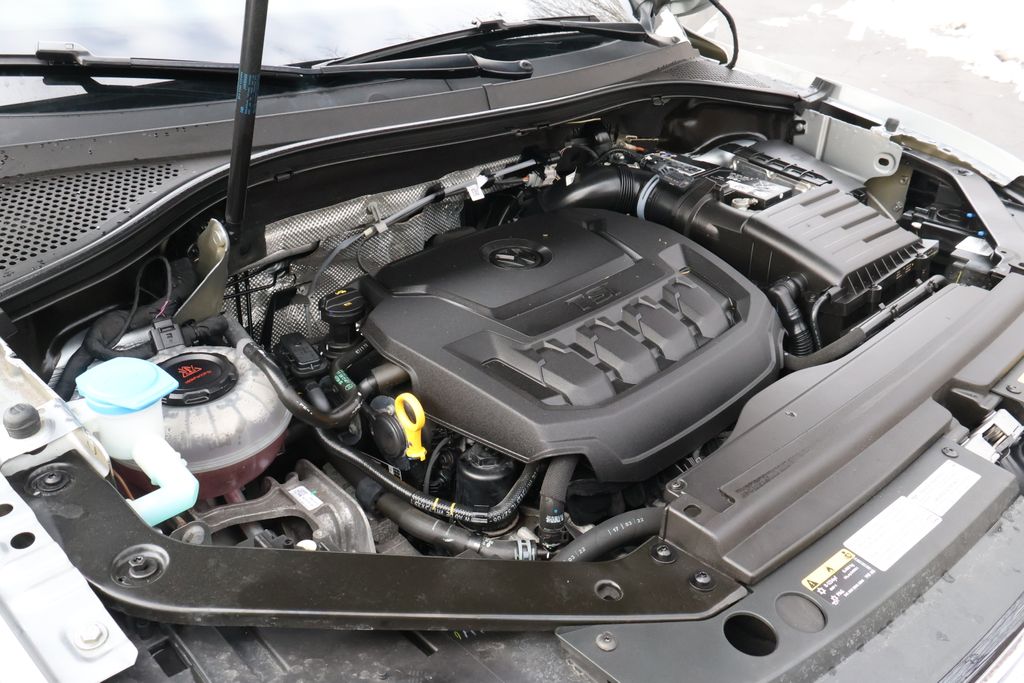 Thumbnail: 2022 Volkswagen Tiguan - 13