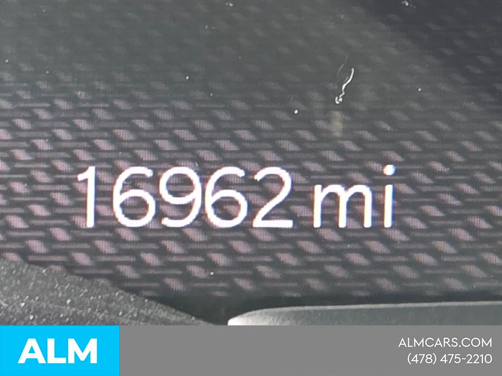 Used 2024 White Ram Limited image 28