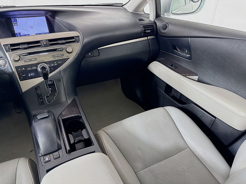 Thumbnail: 2013 Lexus RX - 25