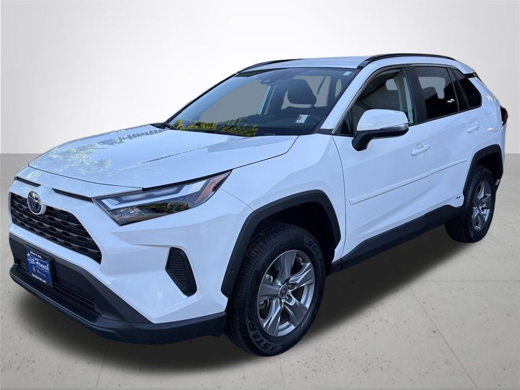 2023 Toyota RAV4 Hybrid LE