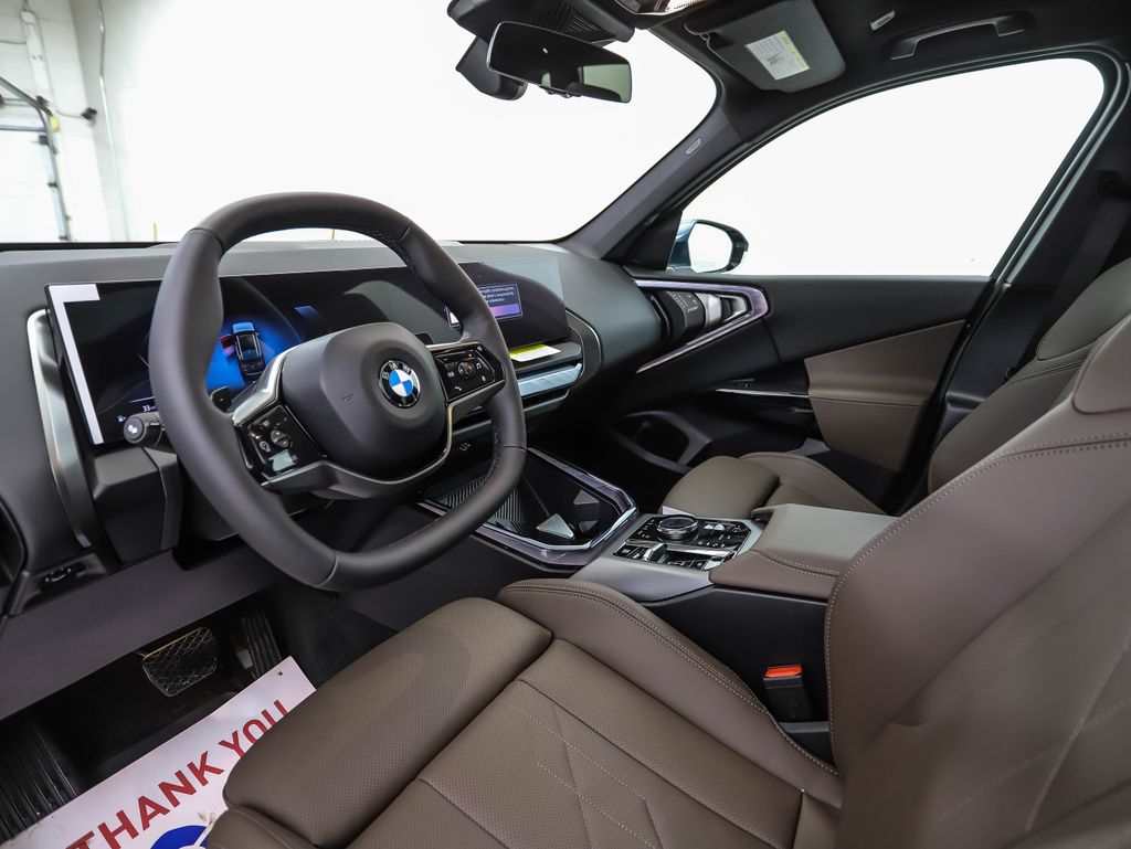 Thumbnail: 2026 BMW X3 - 10