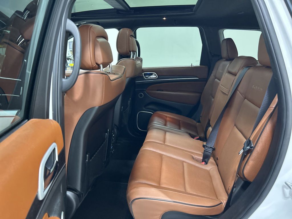 used 2020 Jeep Grand Cherokee car, priced at $28,821