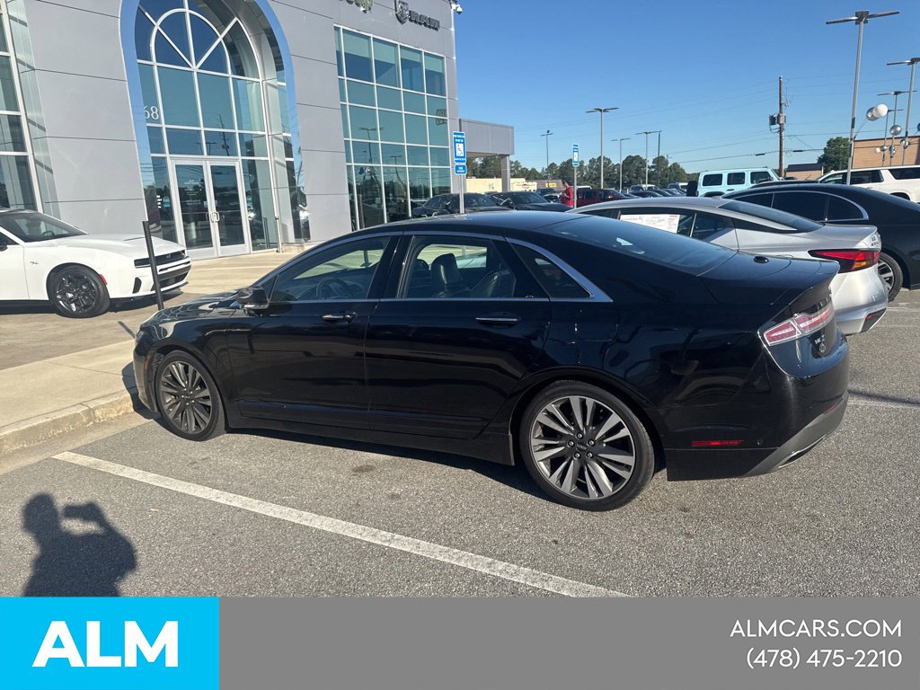 Used 2020 Black Lincoln Reserve image 14