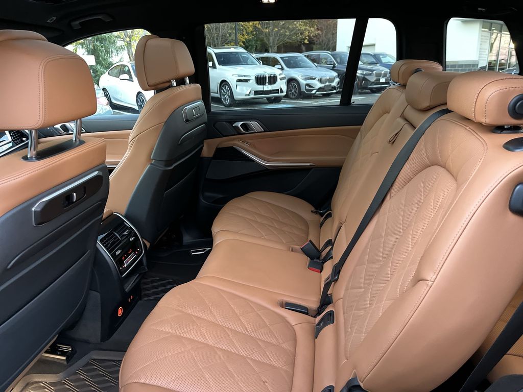 Thumbnail: 2023 BMW X7 - 23