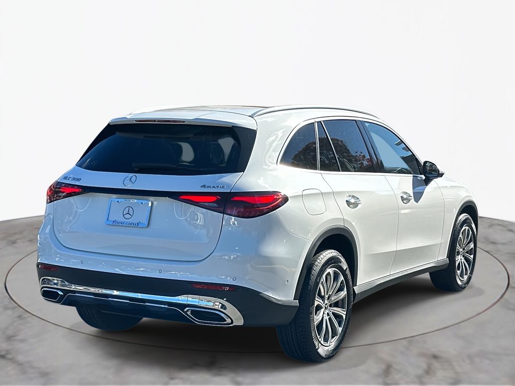 Thumbnail: 2026 Mercedes-Benz GLC - 4