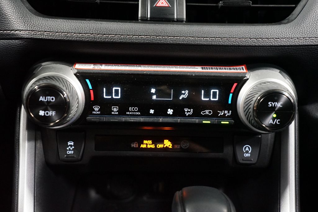 Thumbnail: 2025 Toyota RAV4 - 20