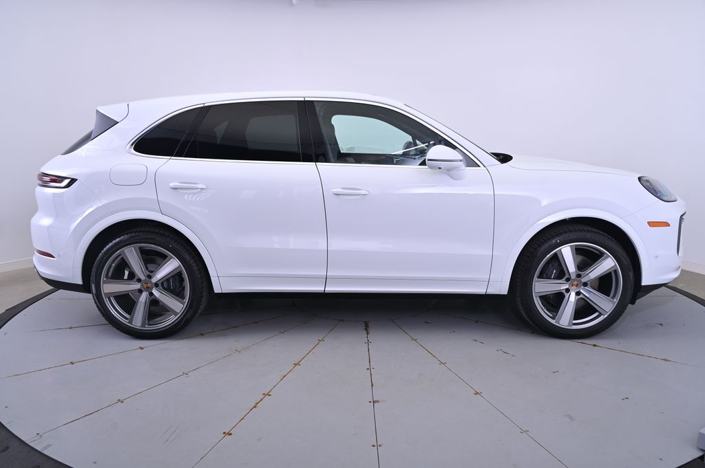 Thumbnail: 2025 Porsche Cayenne - 8