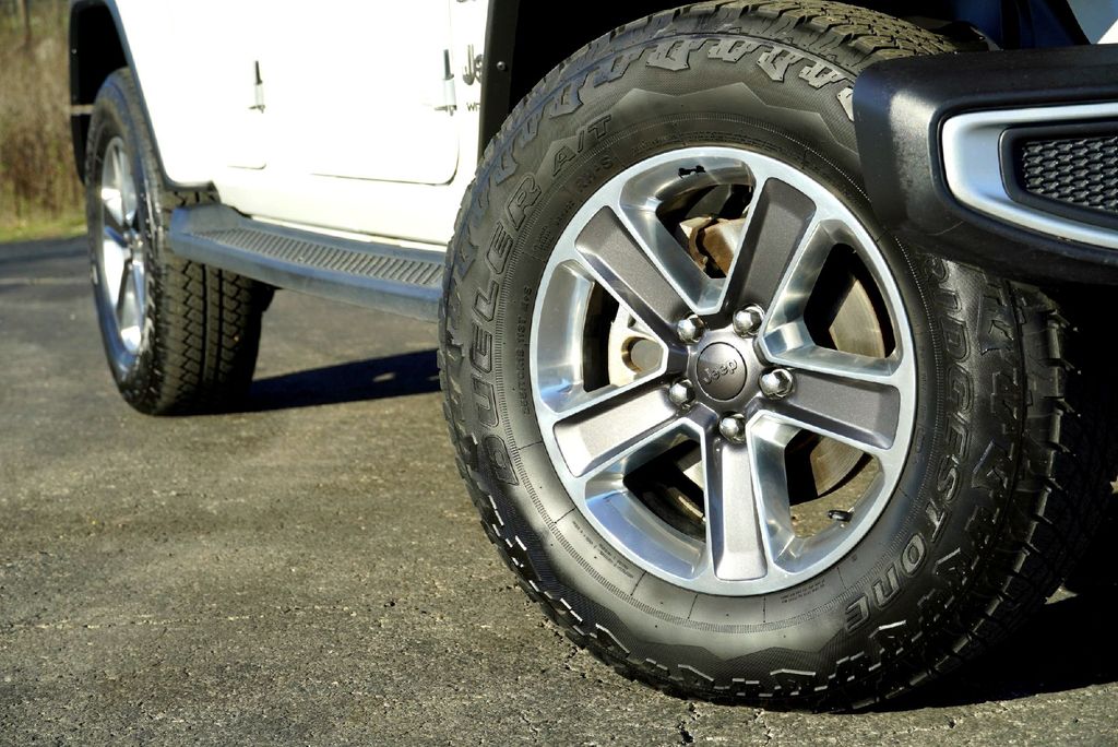 Used Car 2021 Jeep Wrangler  Unlimited Sahara For Sale Under $30,000 In Taylor, Texas