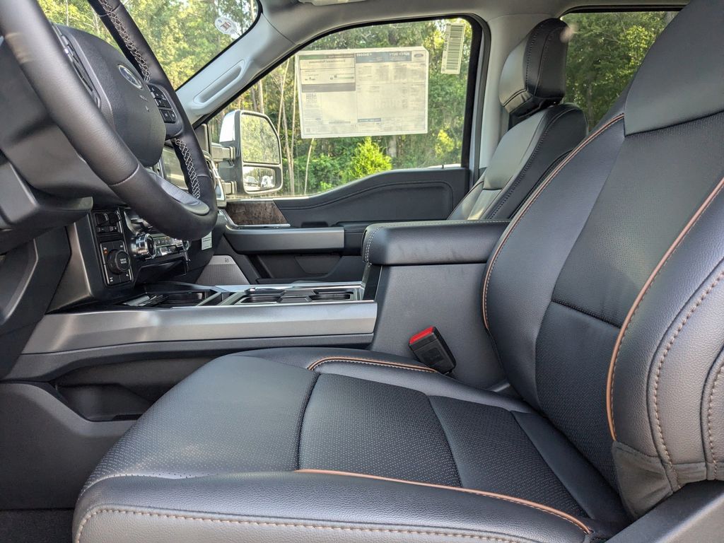 2025 Ford F-250 Super Duty Lariat