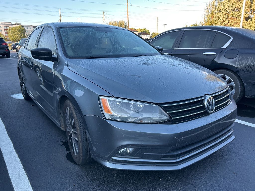 Thumbnail: 2016 Volkswagen Jetta - 4