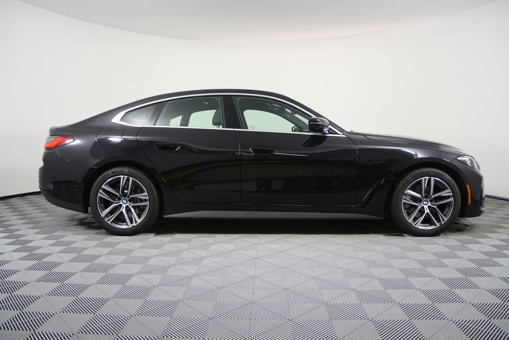 Thumbnail: 2025 BMW 4 Series - 2