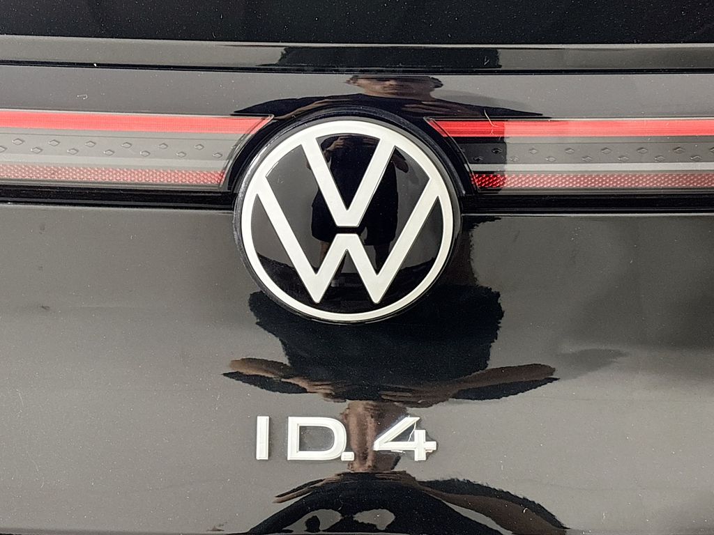 2021 Volkswagen ID.4 Pro