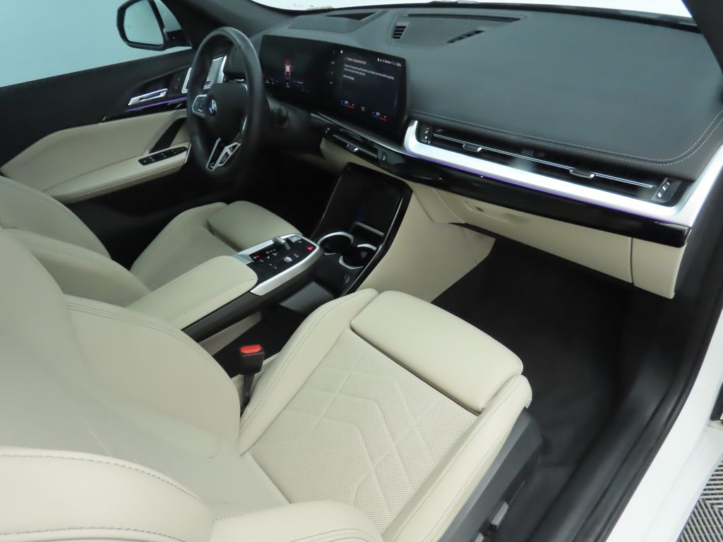 Thumbnail: 2023 BMW X1 - 18