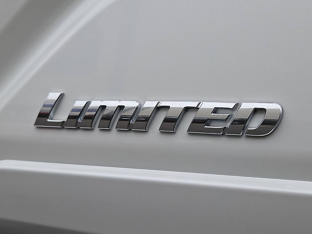 Thumbnail: 2025 Toyota 4Runner - 20