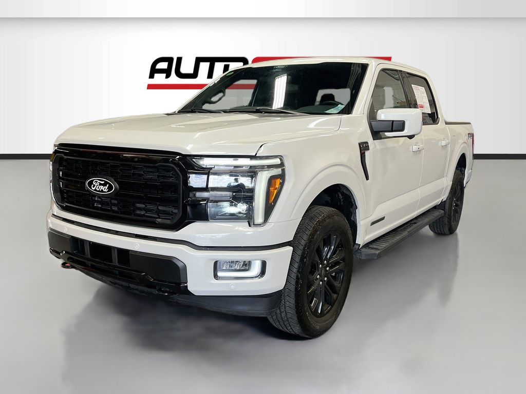 Used 2024 White Metallic Ford Lariat image 3