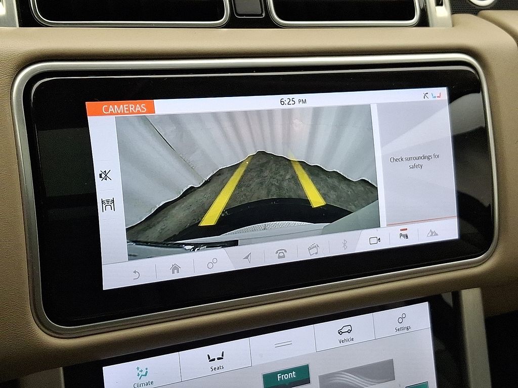 Thumbnail: 2021 Land Rover Range Rover - 20