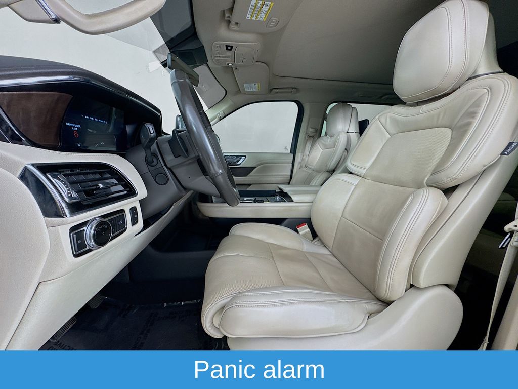 Used Car 2019 Lincoln Navigator L  Reserve For Sale Under $30,000 In Austin, Texas