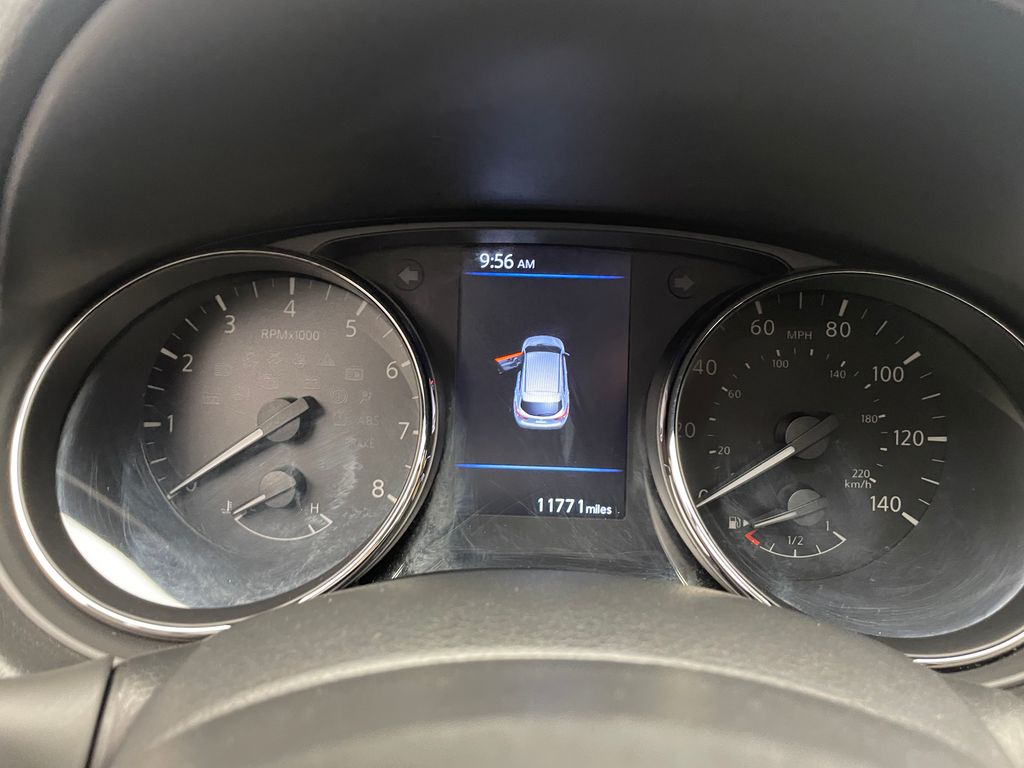 Thumbnail: 2022 Nissan Rogue Sport - 24