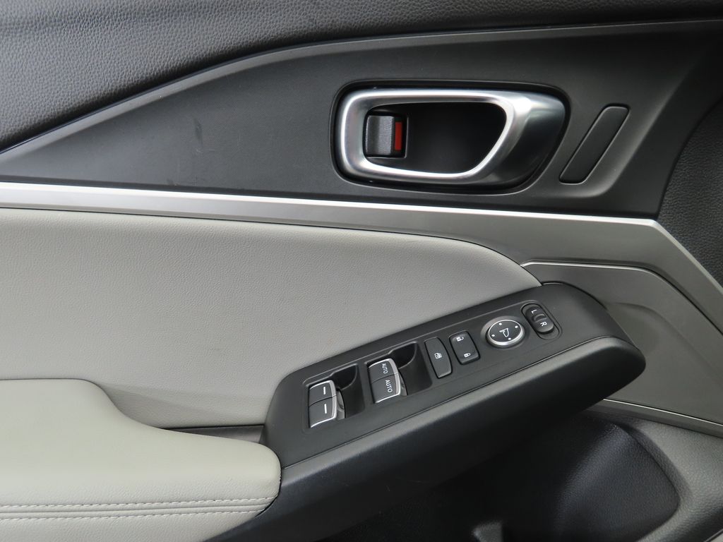 Thumbnail: 2023 Acura Integra - 21