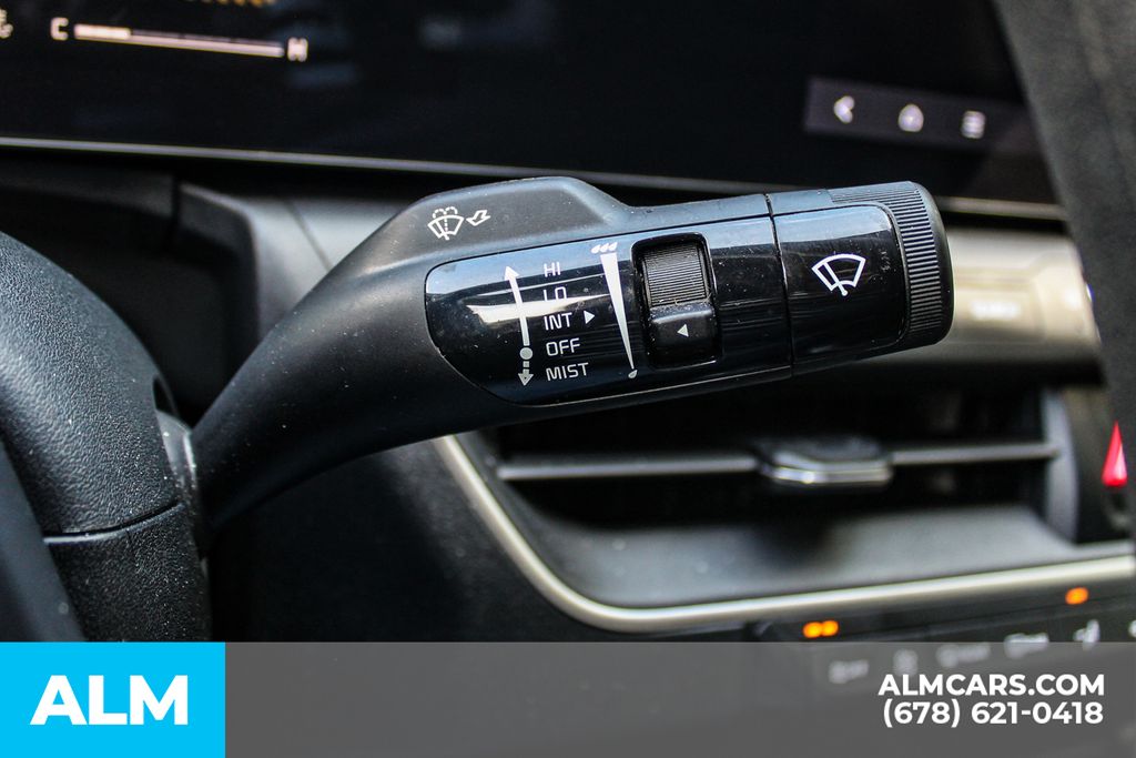 Used 2025 Blue Kia LXS image 30