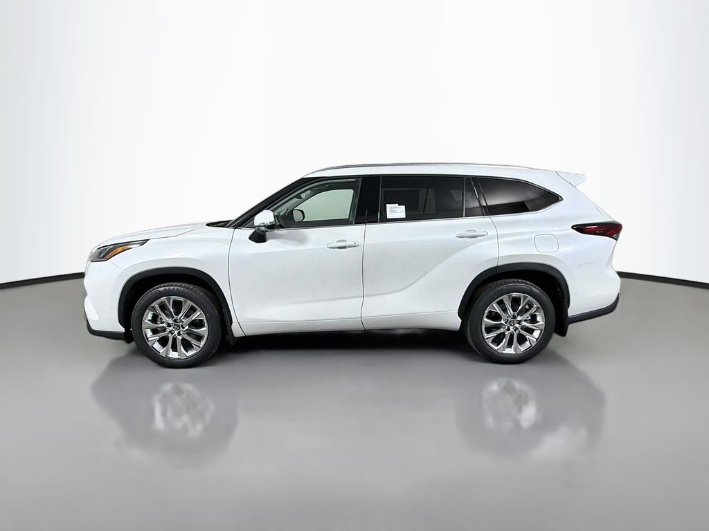 New 2026 Toyota Highlander SUV