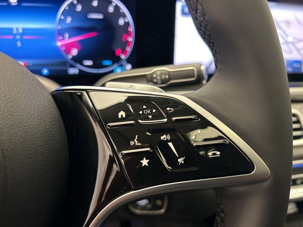 Thumbnail: 2026 Mercedes-Benz GLE - 15