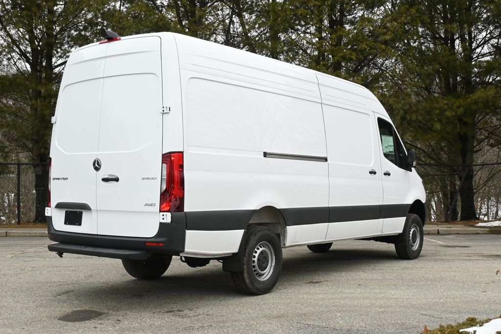 Thumbnail: 2026 Mercedes-Benz Sprinter - 6