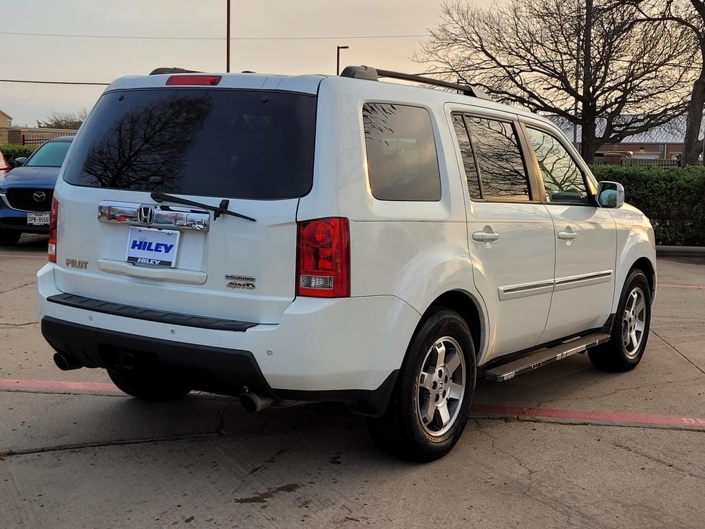 used 2011 Honda Pilot car, priced at $5,995
