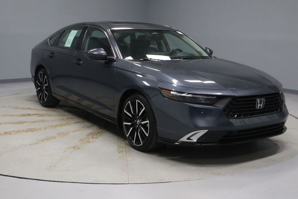 2025 Honda Accord Hybrid Touring FWD