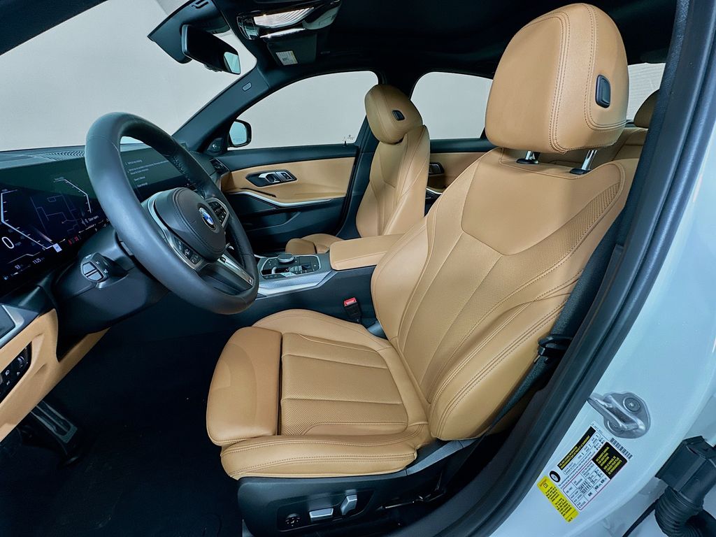 Thumbnail: 2023 BMW 3 Series - 21