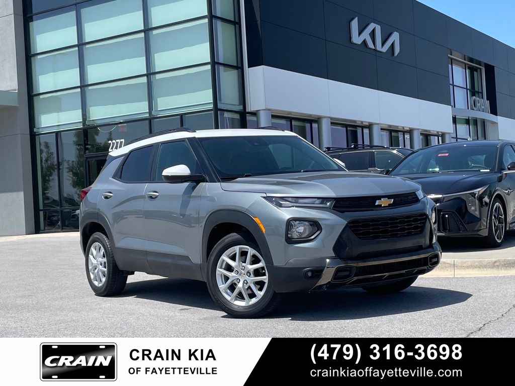 Sterling Gray Metallic 2023 Chevrolet Trailblazer SUV / Crossover Four-Wheel Drive 9-Speed Automatic