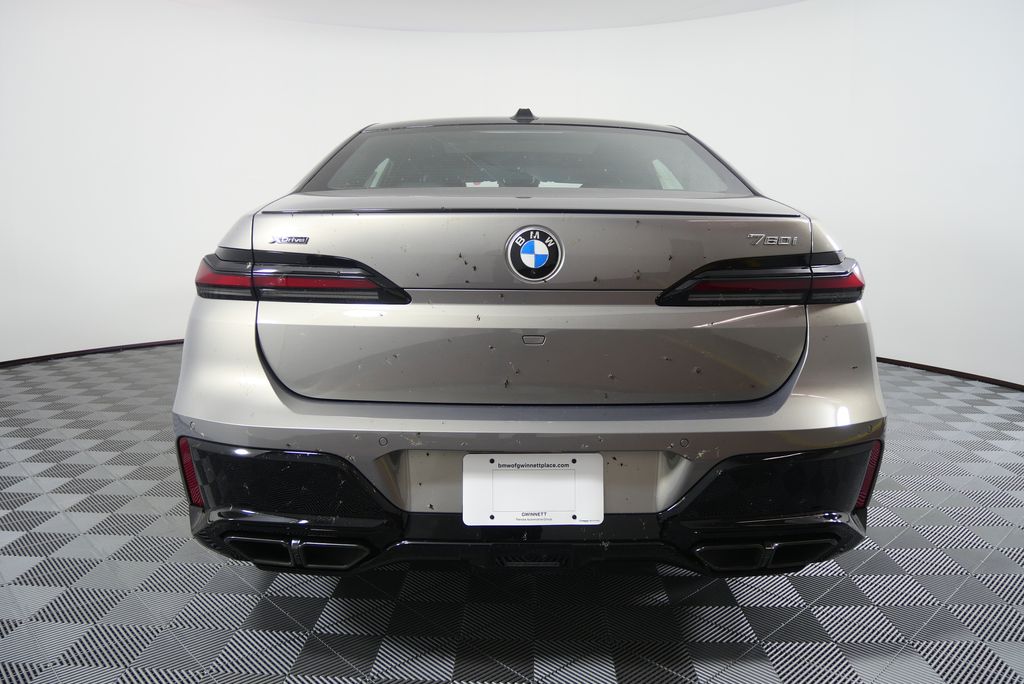 Thumbnail: 2025 BMW 7 Series - 4