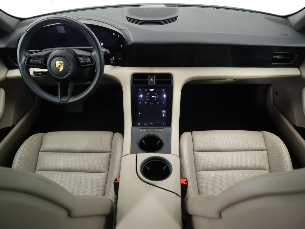 Thumbnail: 2021 Porsche Taycan - 13