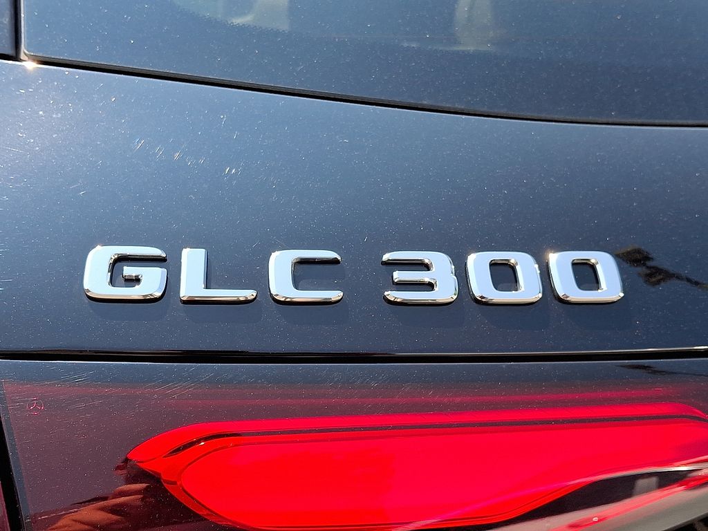 Thumbnail: 2026 Mercedes-Benz GLC - 32