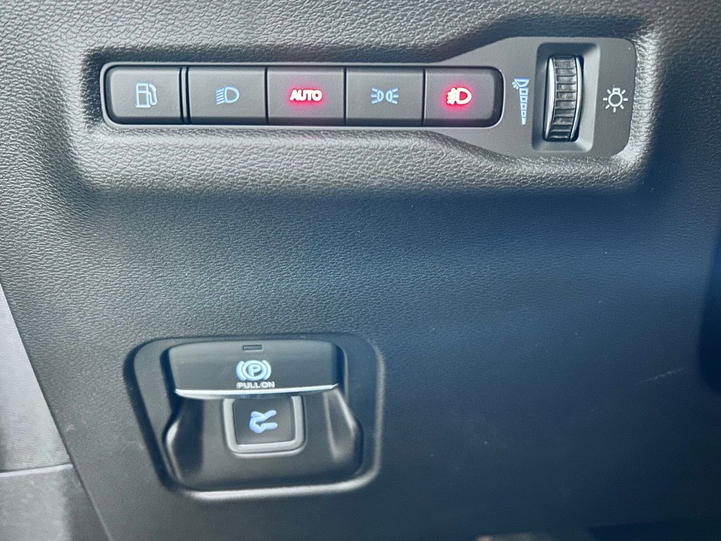 new 2026 Jeep Cherokee car, priced at $43,185