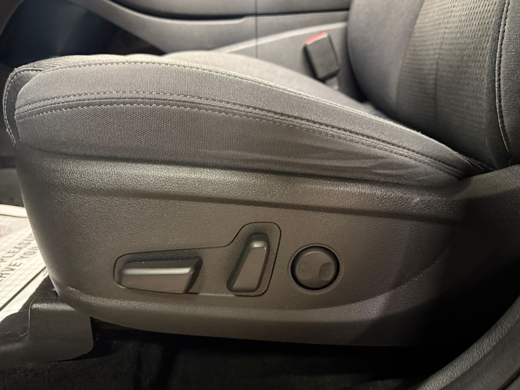 2022 Hyundai Santa Fe SEL photo
