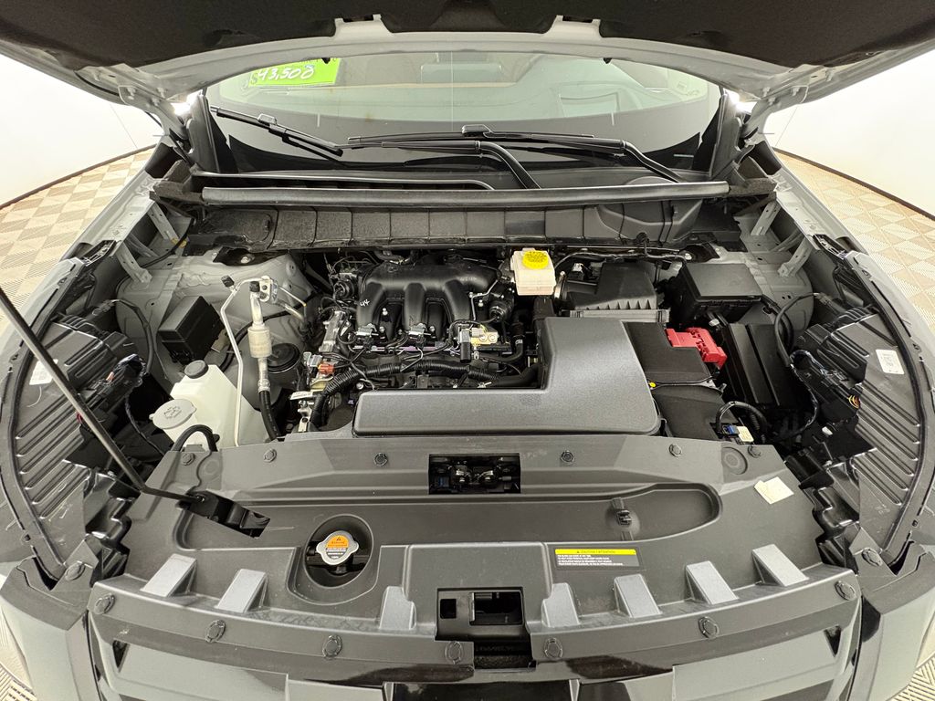 2025 Solid Gray/Super Black Nissan Pathfinder Platinum FWD SUV