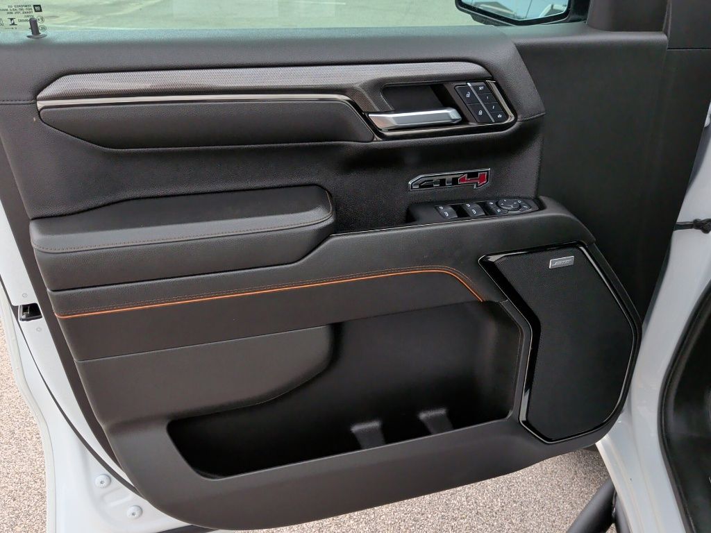 2024 GMC Sierra 1500 AT4 - 10