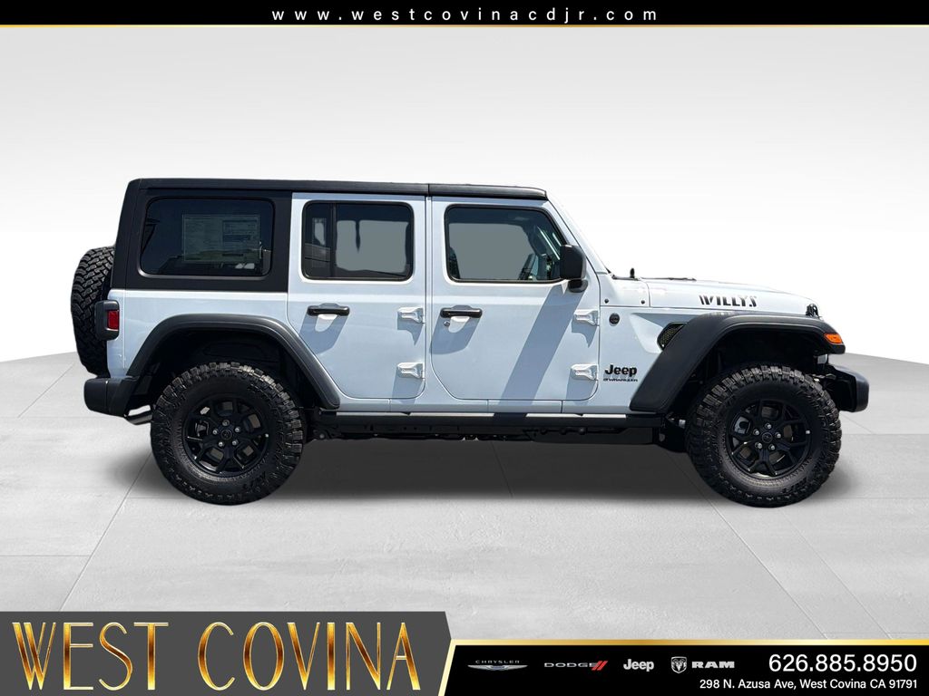 View vehicle photo 6