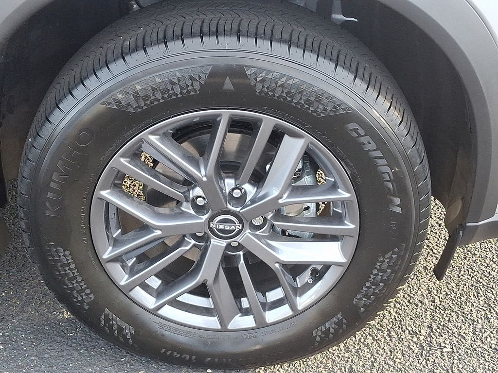 Thumbnail: 2025 Nissan Rogue - 9