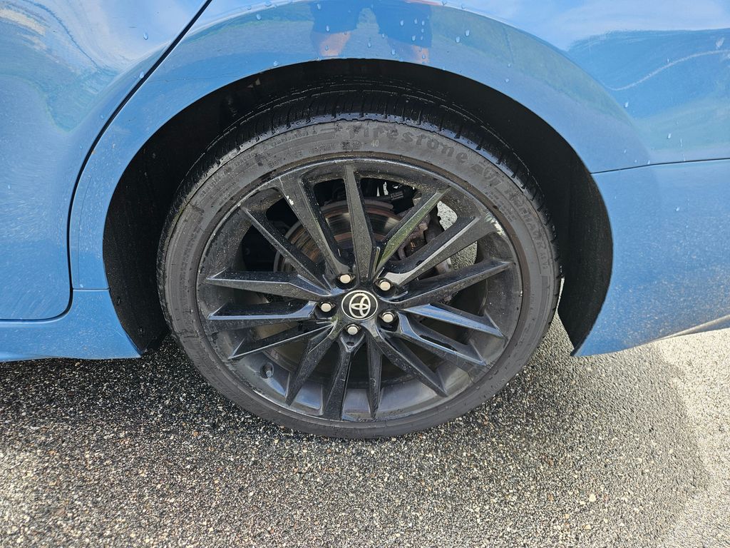 Thumbnail: 2023 Toyota Camry - 9