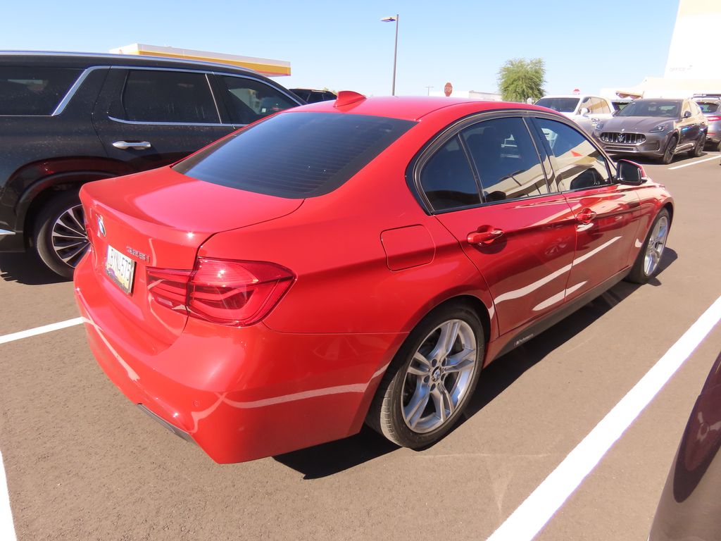 Thumbnail: 2016 BMW 3 Series - 3