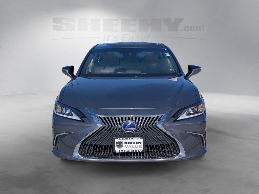 Used 2021 Gray Lexus 300h Luxury image 17