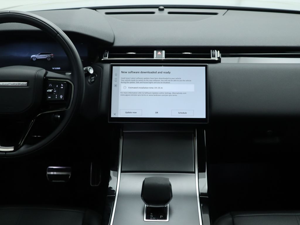 Thumbnail: 2025 Land Rover Range Rover Velar - 14