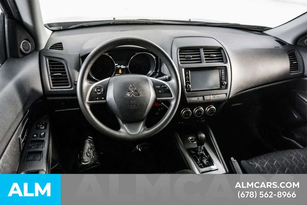 Used 2024 Gray Mitsubishi 2.0 ES image 30
