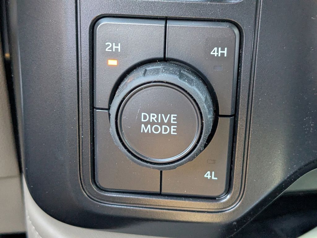 2025 Ford F-450 Super Duty Platinum
