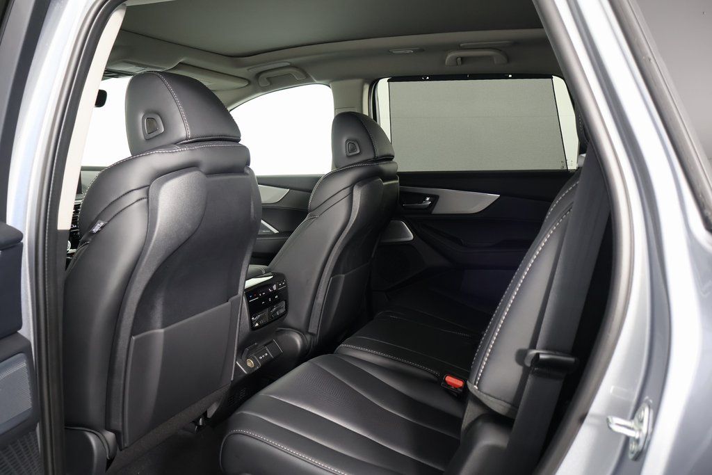 Thumbnail: 2026 Acura MDX - 5